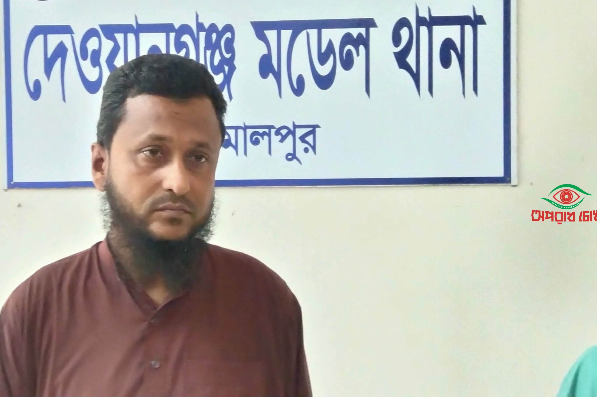 শিক্ষার্থী ধর্ষণ চেষ্টার অভিযোগে মাদ্রাসা শিক্ষক আটক