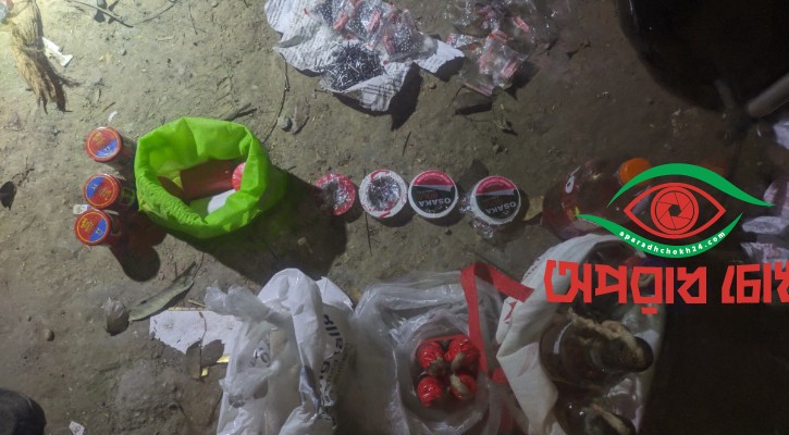  ককটেল-পেট্রোল বোমা উদ্ধার