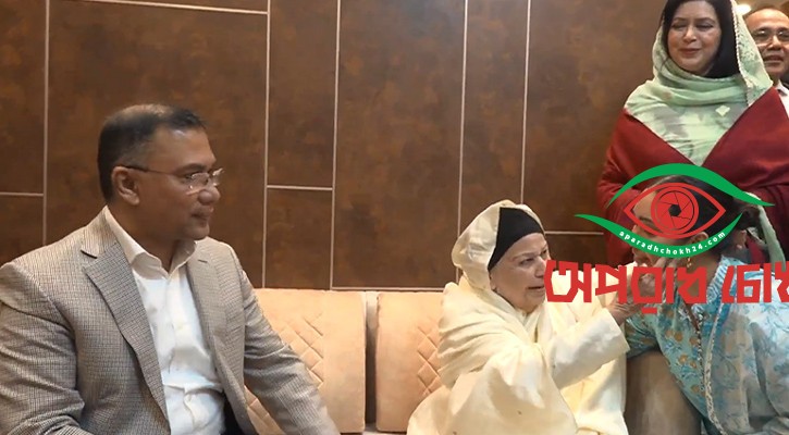 মাতৃভূমিতে পা রাখলেন তারেক রহমান