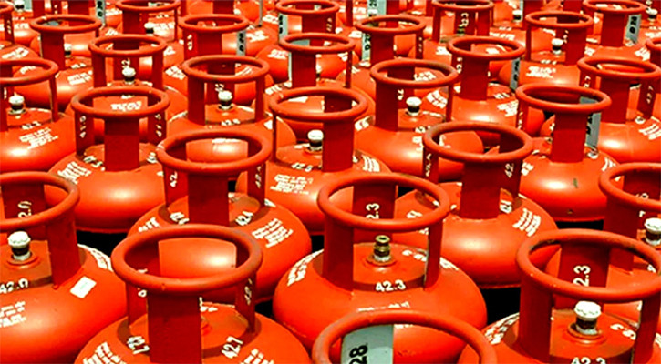 সিলিন্ডার গ্যাস বিক্রি বন্ধের ঘোষণা