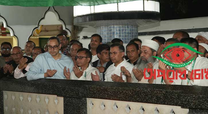 শাহজালালের (রহ.) মাজার জিয়ারত করলেন তারেক রহমান