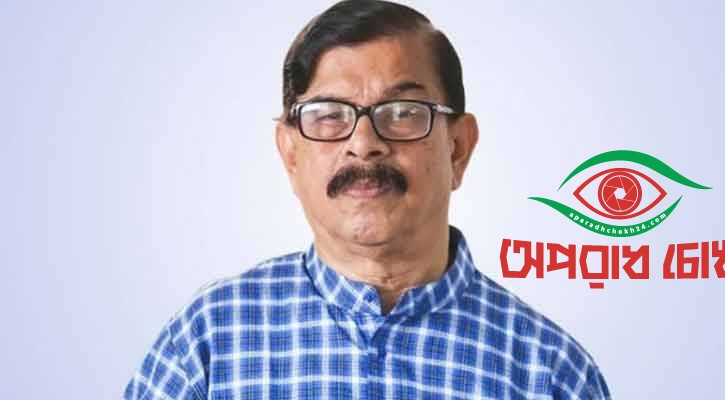  সরে দাঁড়ালেন মান্না