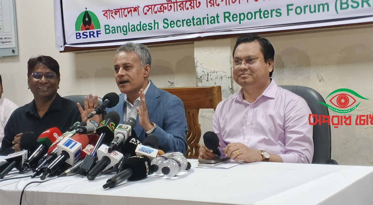 পদ্মা সেতুর পিলারের পাশে মাটি কাটা ঝুঁকিপূর্ণ নয়