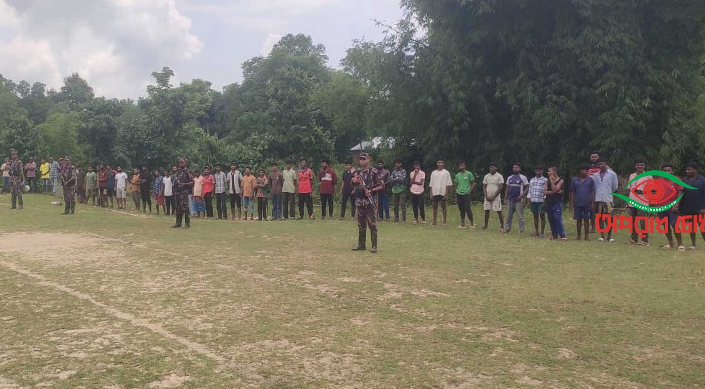  সীমান্তে লাইট বন্ধ করে পুশ-ইনের চেষ্টা