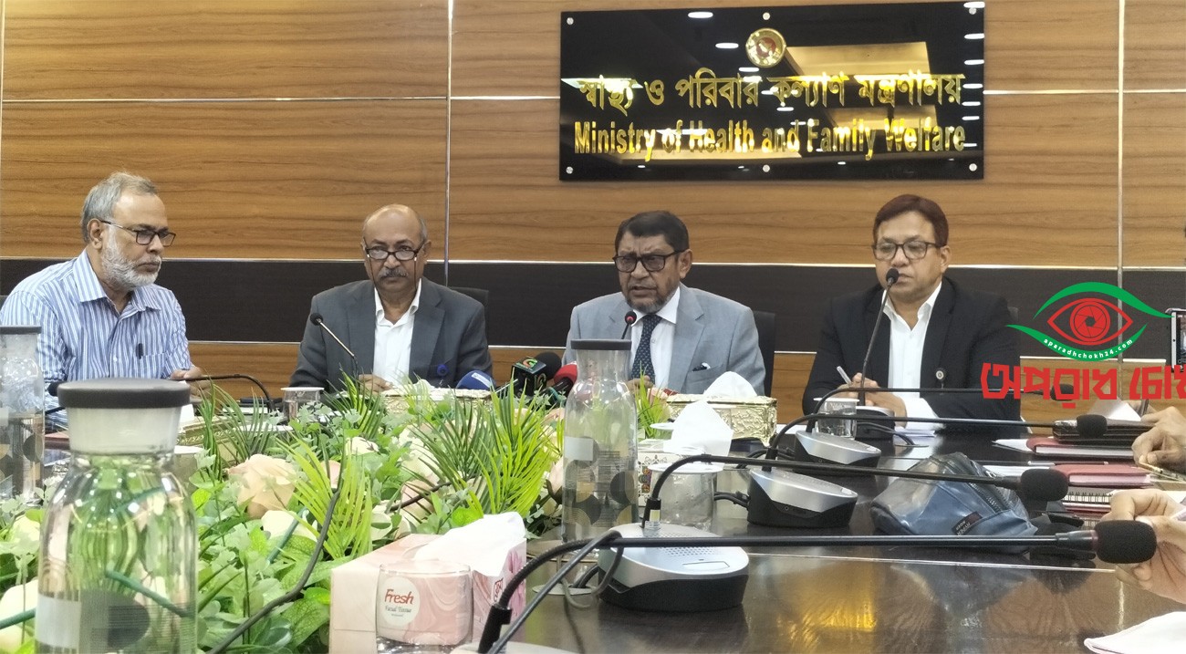 বন্যাকবলিত জেলায় স্বাস্থ্যকর্মীদের ছুটি বাতিল