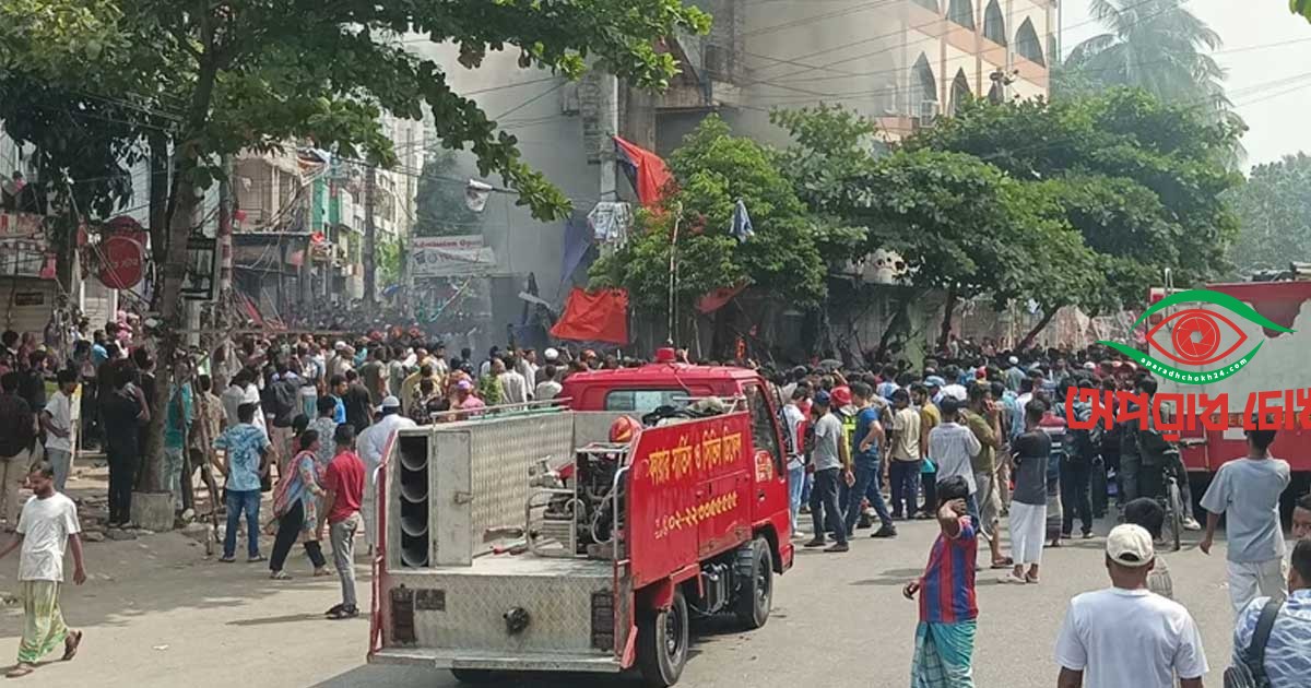 উচ্ছেদ অভিযানে মার্কেটে আগুন, ধাওয়া-পাল্টা ধাওয়া