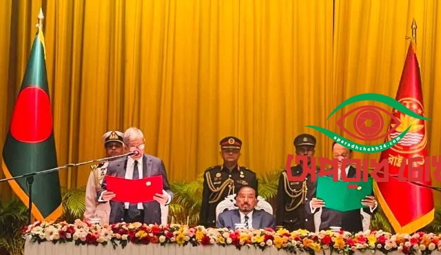 ২৩তম রাষ্ট্রপতি হিসেবে শপথ নিয়েছেন মির্জা ফখরুল