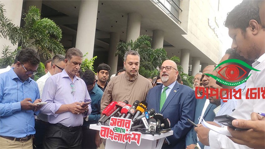 মির্জা ফখরুলের মনোনয়নপত্র জমা দিলেন মঈন খান